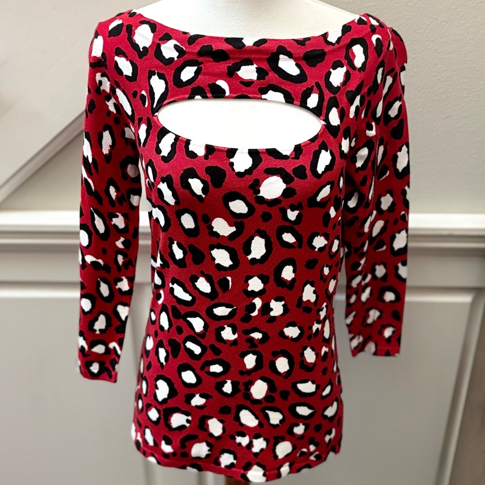 Boston Proper 3/4 sleeve cut out Red Leopard Print Women's Knit Top-Small